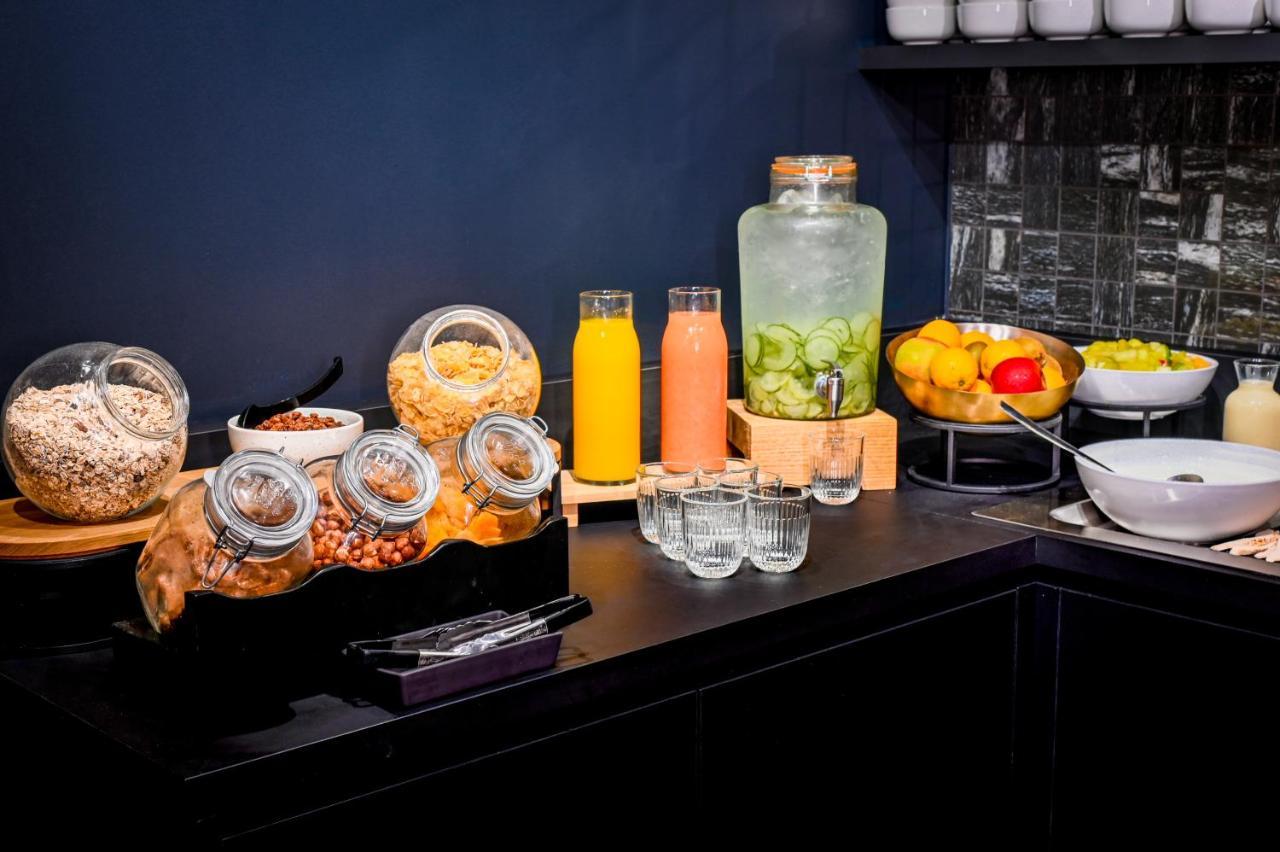 Tribe Paris La Defense Esplanade Hotel กูร์เบอวัวร์ ภายนอก รูปภาพ